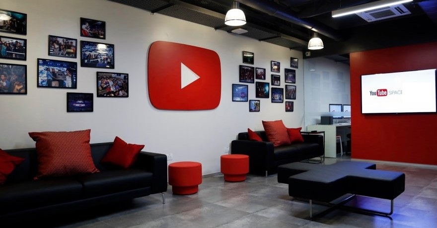 YouTube canlı yayında sohbet özelliği