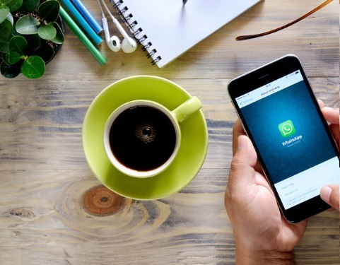 WhatsApp parmak izi okuyucu kullanımı geliyor WhatsApp parmak izi okuyucu kullanımı geliyor